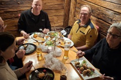 b0d951aa-172c-4630-89cb-ef161a267bab